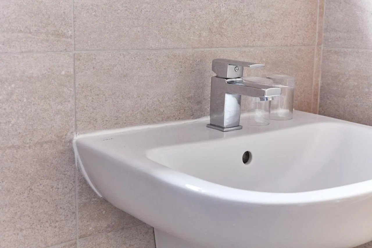 Properties Unique Dene Rooms Twin Newcastle upon Tyne Guest house