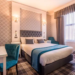 3* Hotel Carlton