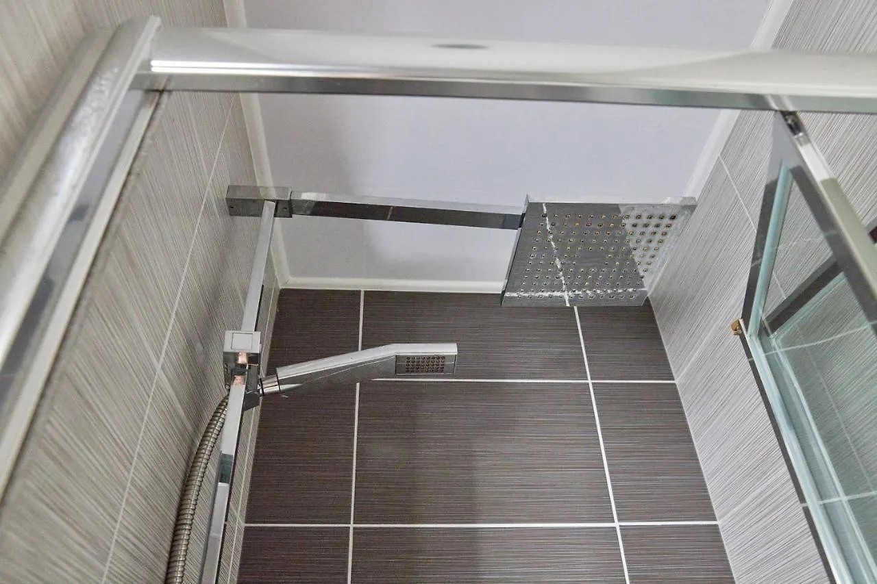 Properties Unique Dene Rooms Twin Newcastle upon Tyne Guest house
